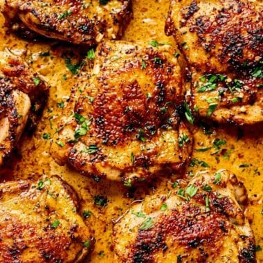 Easy Skillet Chicken Thighs in 20 Minutes: The Best Quick & Easy Dinner