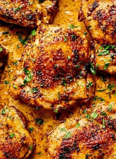 Easy Skillet Chicken Thighs in 20 Minutes: The Best Quick & Easy Dinner