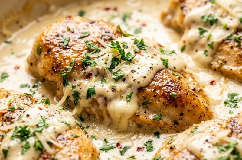 Easy Cream Cheese Chicken in 30 Minutes: Creamy Foolproof Dinner