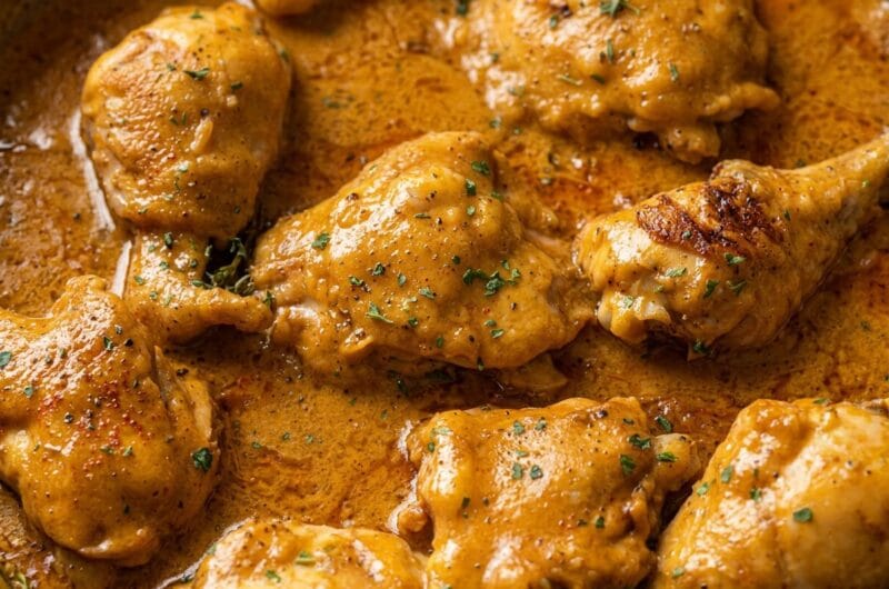 Southern Smothered Chicken: 45-Minute Ultimate Creamy Dinner